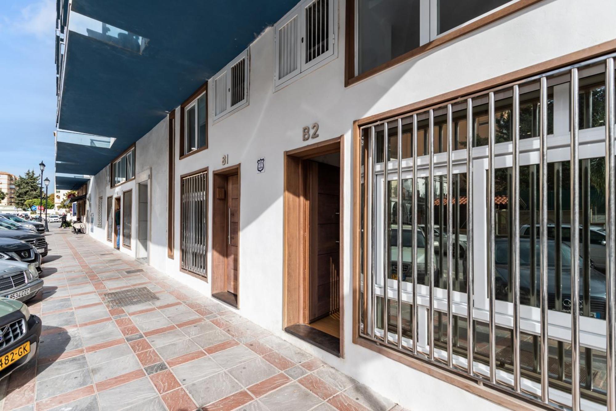 Sur Suites 2 Estudios Industriales Фуэнхирола Экстерьер фото